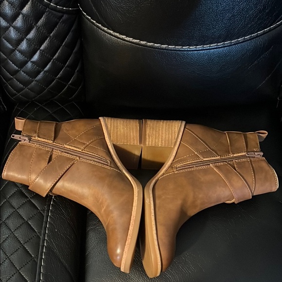 BOC Brown Ankle Booties with Wrap-Around Strap - Picture 7 of 8